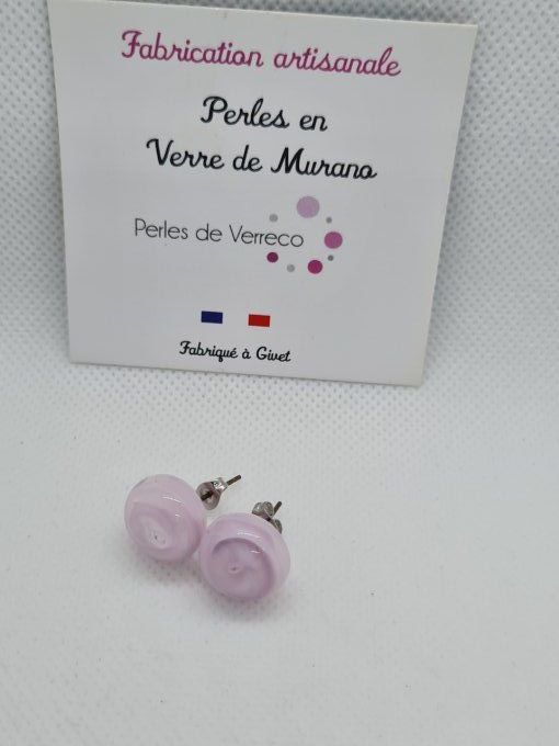 Puces d oreilles rose